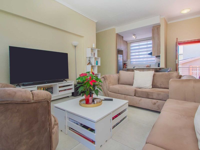 Apartment For Sale in Honeydew - Photo 5