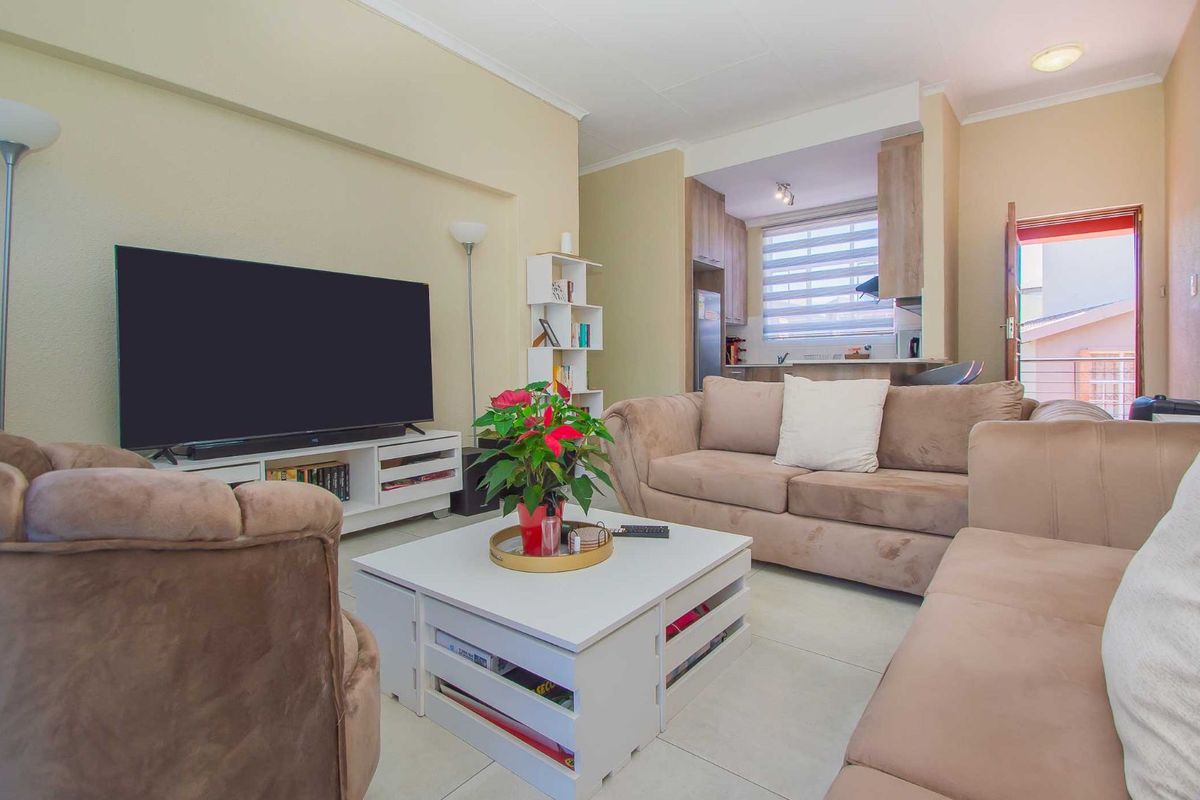 Apartment For Sale in Honeydew - Photo 5