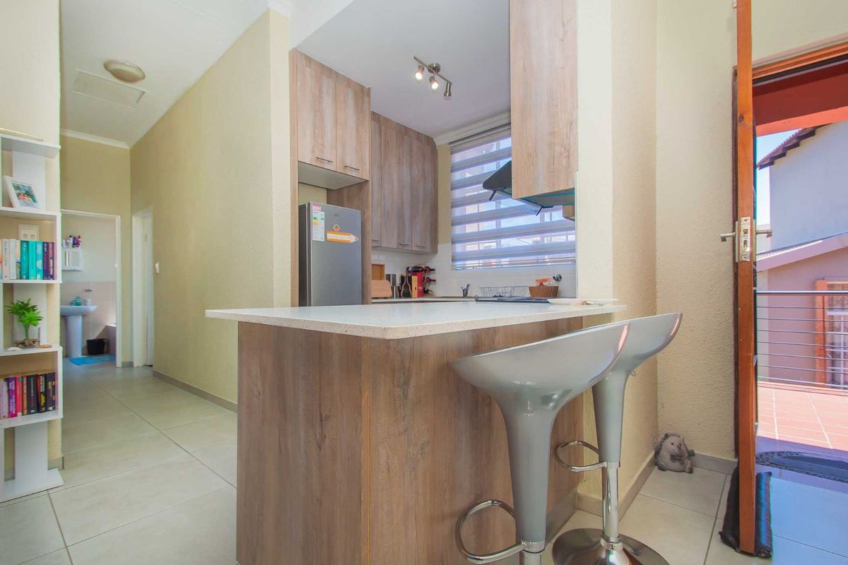 Apartment For Sale in Honeydew - Photo 4