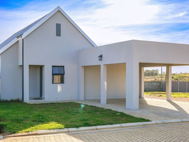 Townhouse For Sale in Pacaltsdorp - Photo 2