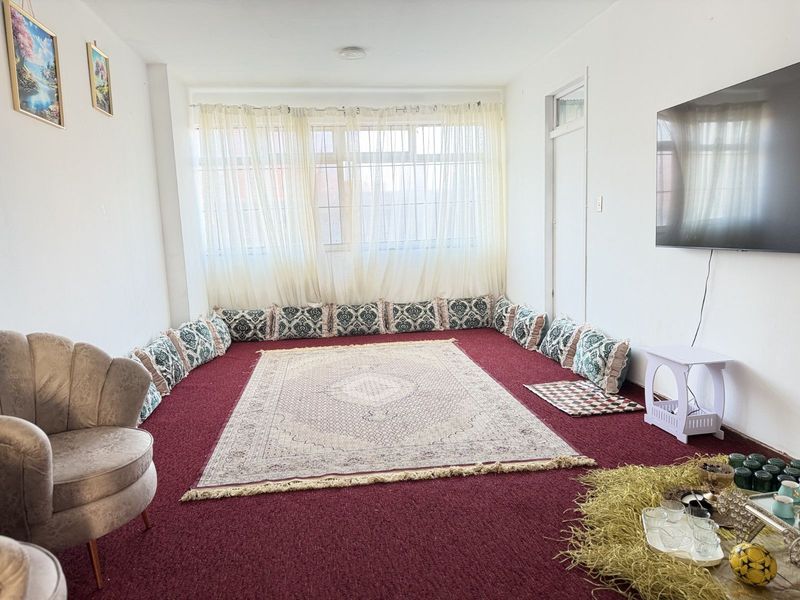 Apartment For Sale in North Beach - Photo 6