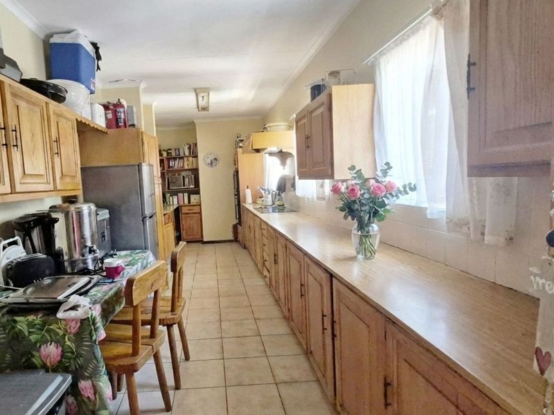 House For Sale in Brooklyn - Photo 9