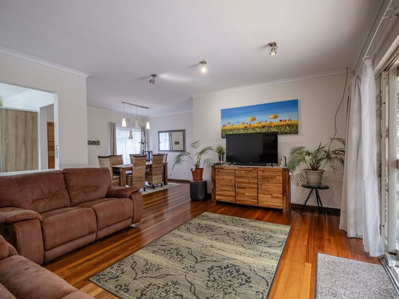 House For Sale in Miramar - Photo 8