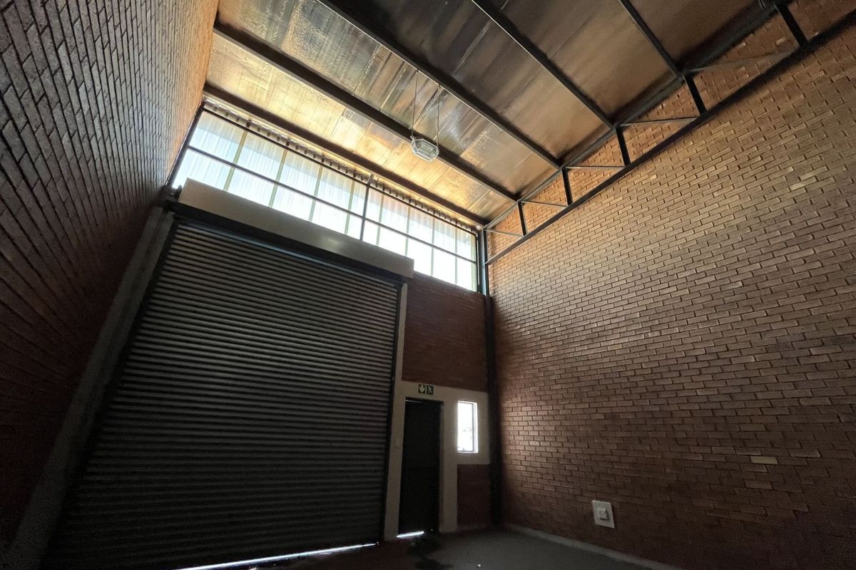 Industrial To Rent in Hennopspark Industrial - Photo 2