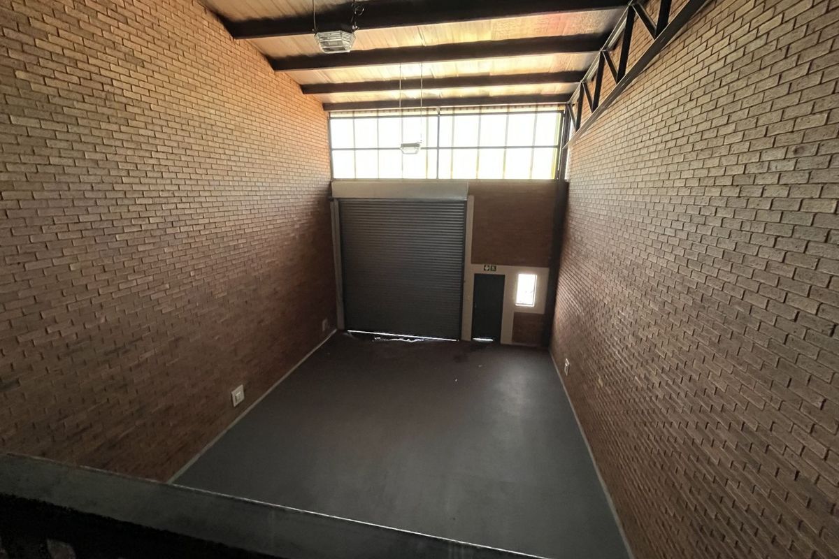 Industrial To Rent in Hennopspark Industrial - Photo 4