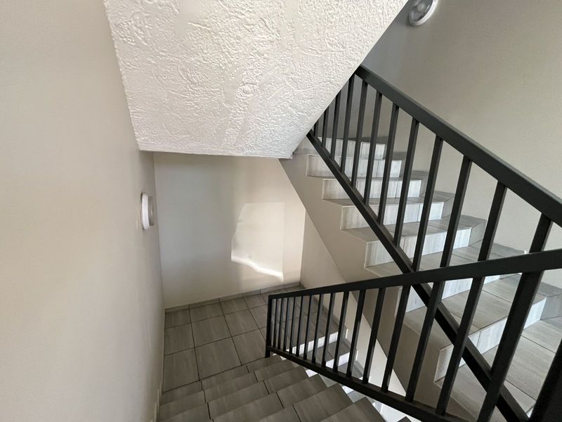 Industrial To Rent in Hennopspark Industrial - Photo 9