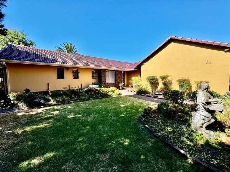 House For Sale in Secunda Central - Photo 3