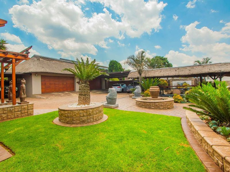 House For Sale in Helderkruin - Photo 3