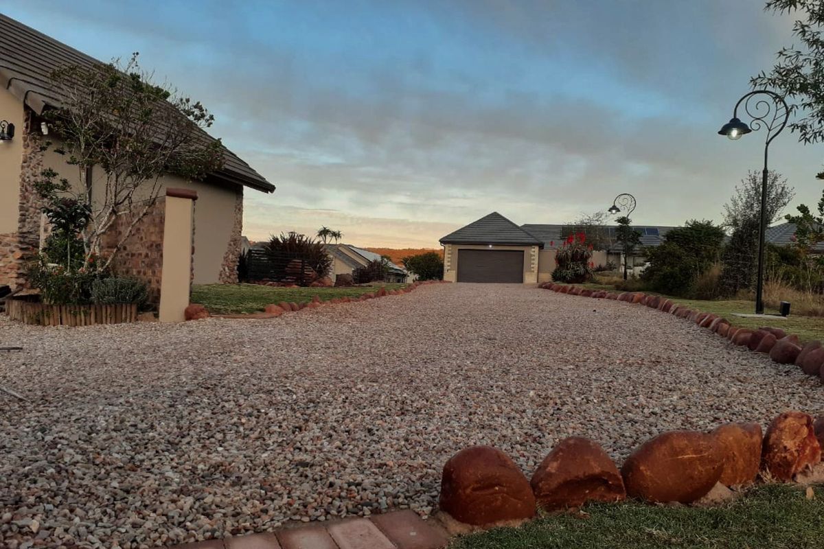 House For Sale in Num Num Cape Estate - Photo 2