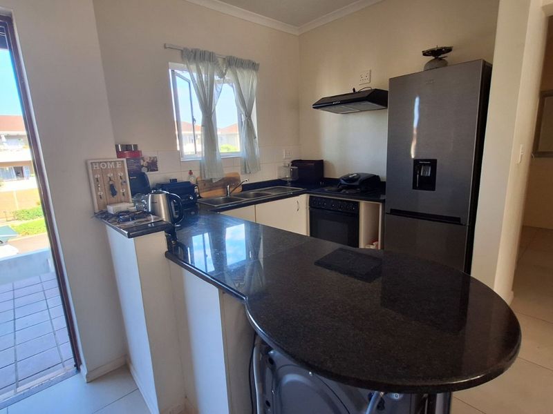 Apartment For Sale in Sheffield Manor - Photo 3