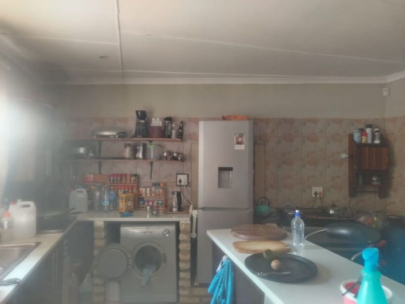 House For Sale in Ladybrand Central - Photo 10