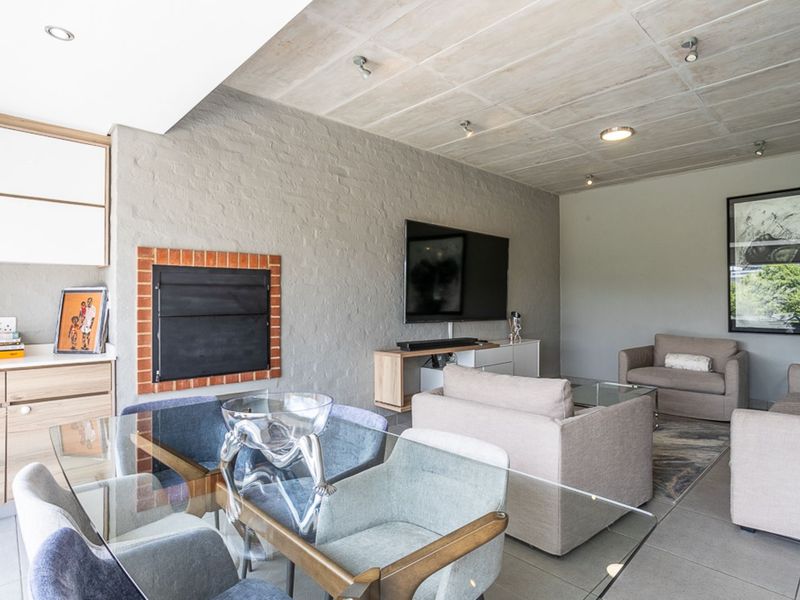 Townhouse To Rent in The Hills Game Reserve Estate - Photo 7