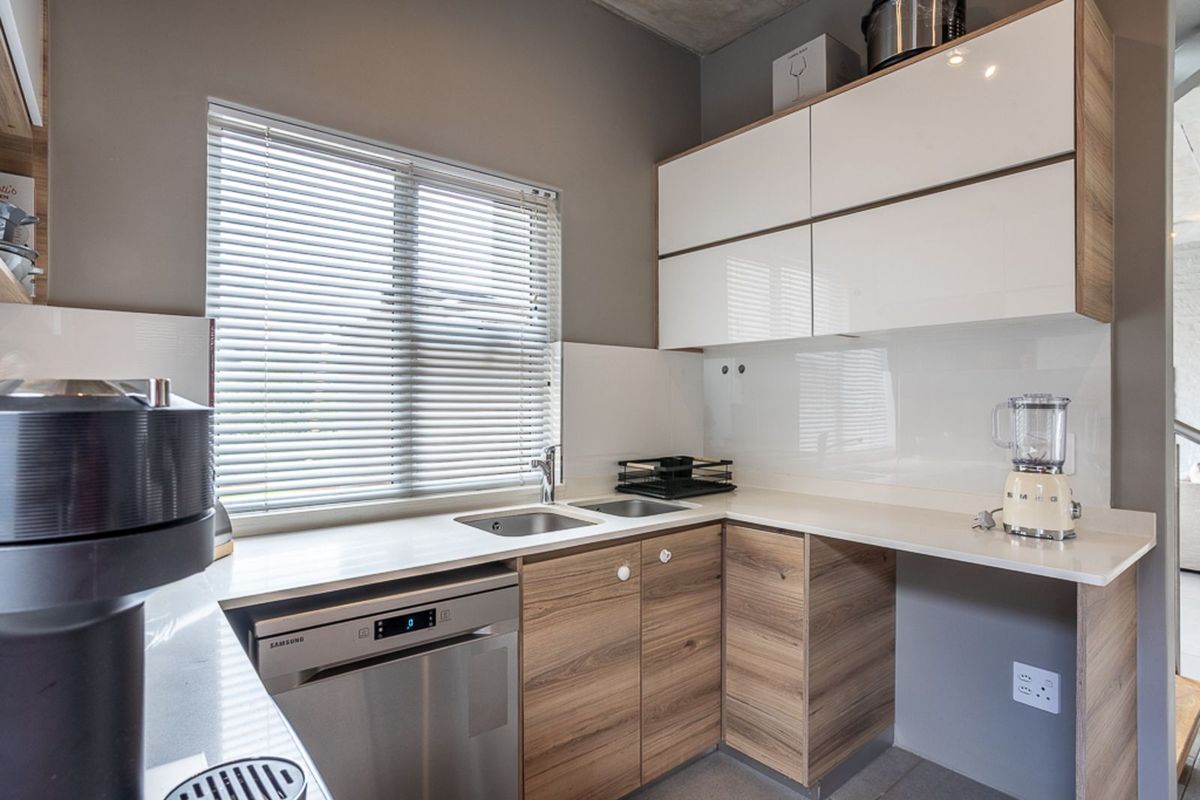 Townhouse To Rent in The Hills Game Reserve Estate - Photo 3