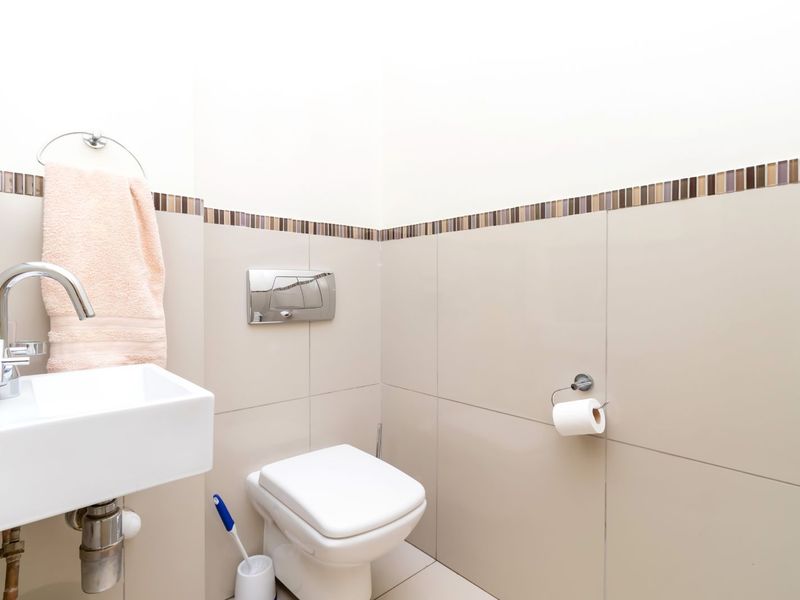 House For Sale in Bryanston - Photo 6