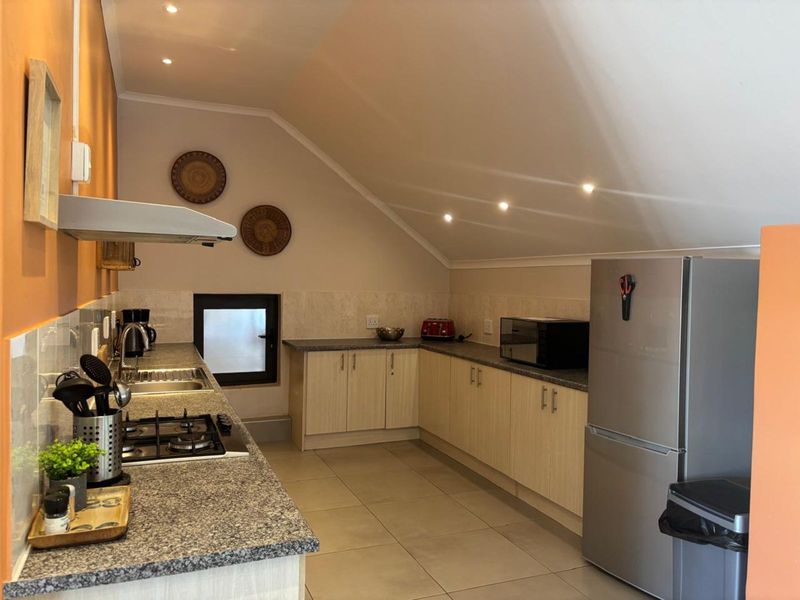 Apartment To Rent in Firlands - Photo 4