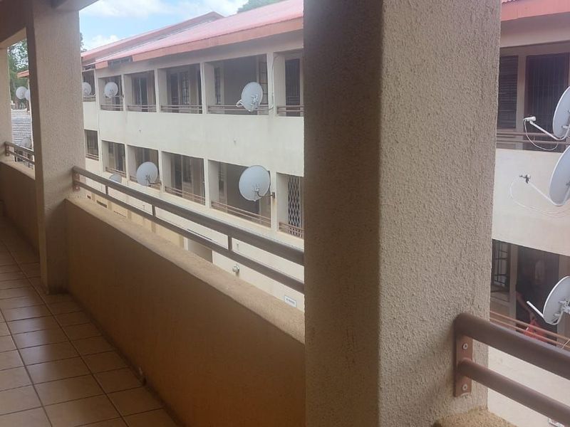 Townhouse For Sale in Polokwane Central - Photo 7