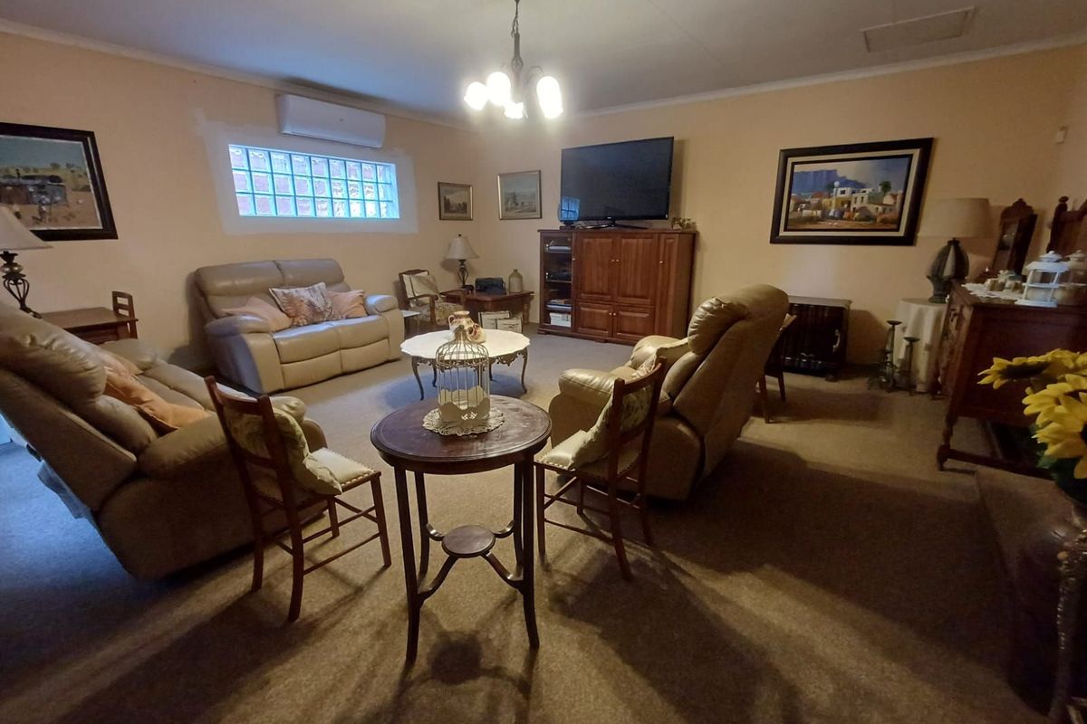 House For Sale in Brits Central - Photo 2