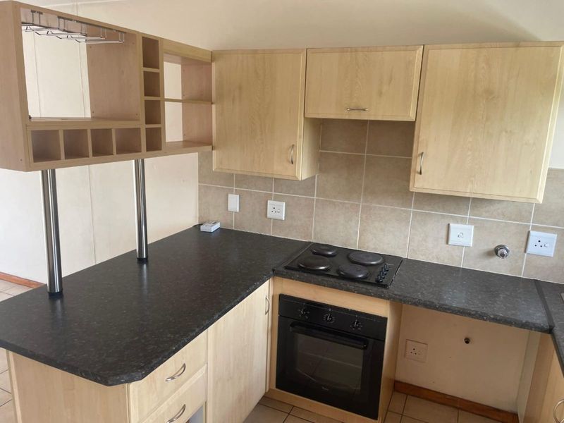 Apartment For Sale in Karenpark - Photo 4