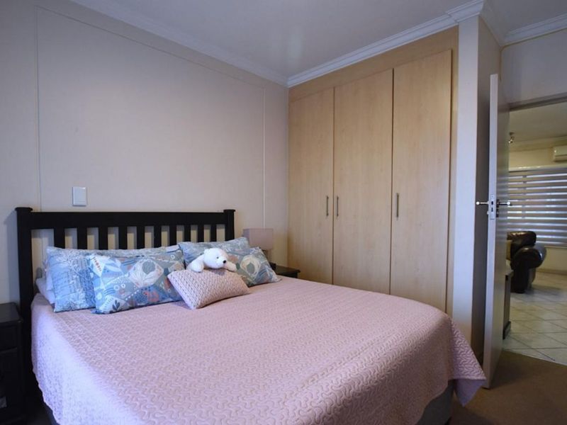 Apartment For Sale in Morningside - Photo 6