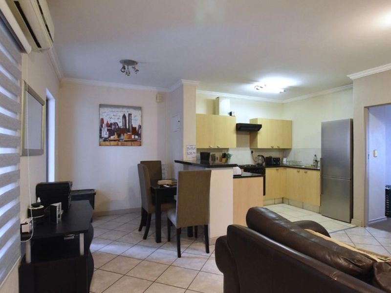 Apartment For Sale in Morningside - Photo 2