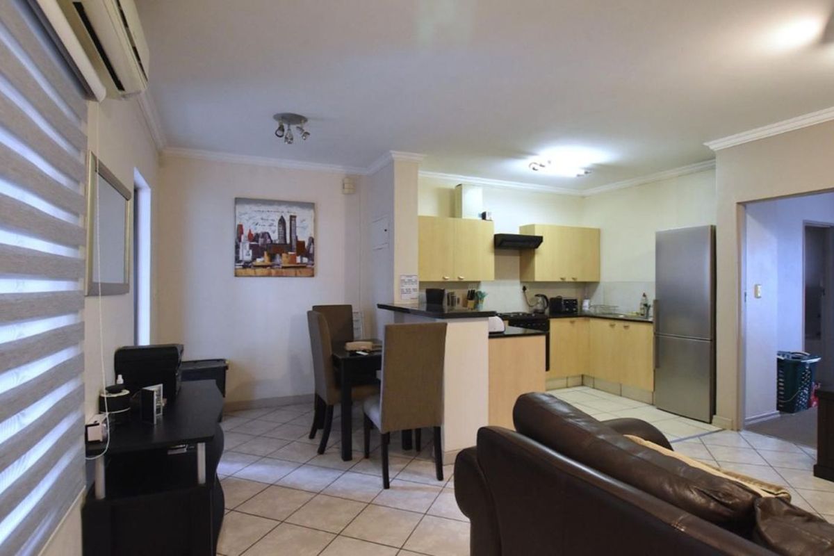 Apartment For Sale in Morningside - Photo 2