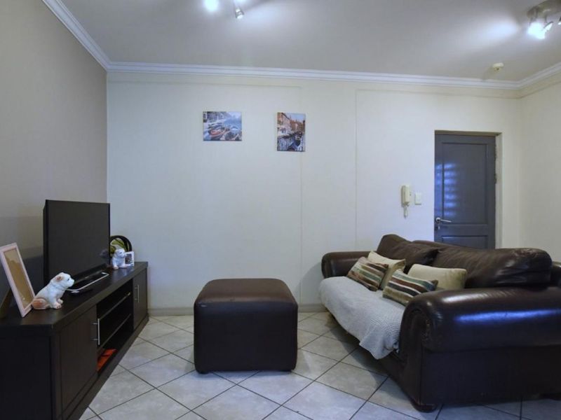 Apartment For Sale in Morningside - Photo 4