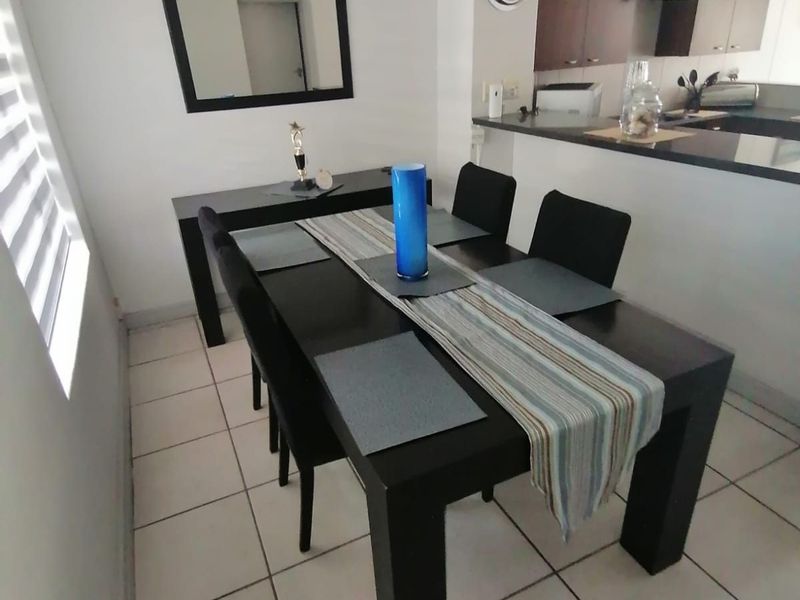 Apartment For Sale in Morningside - Photo 2