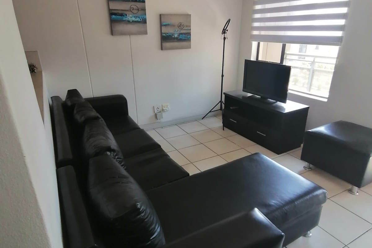 Apartment For Sale in Morningside - Photo 4