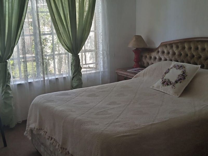 Townhouse For Sale in Garsfontein - Photo 9