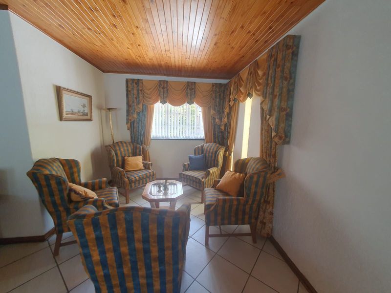 House For Sale in Alberante - Photo 9