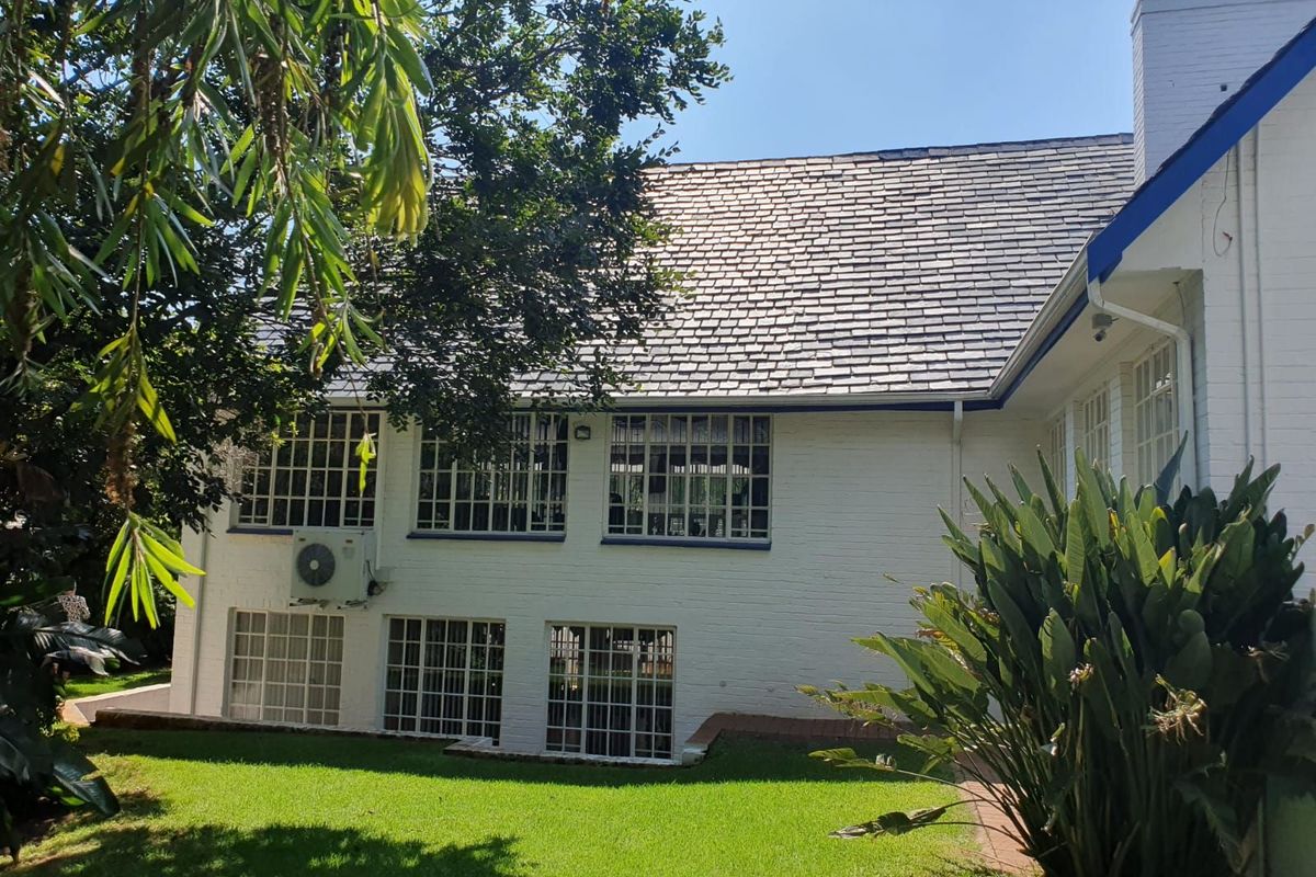 House For Sale in Alberante - Photo 2