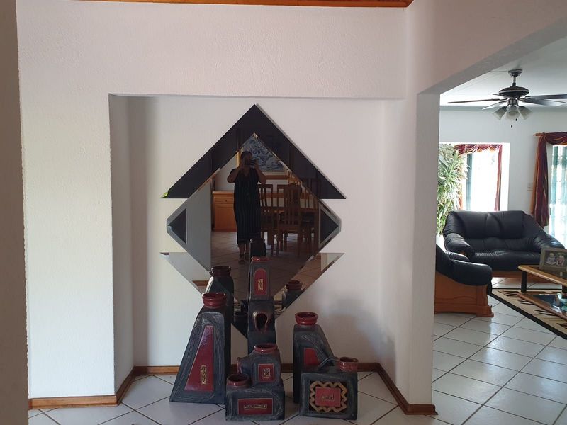 House For Sale in Alberante - Photo 6