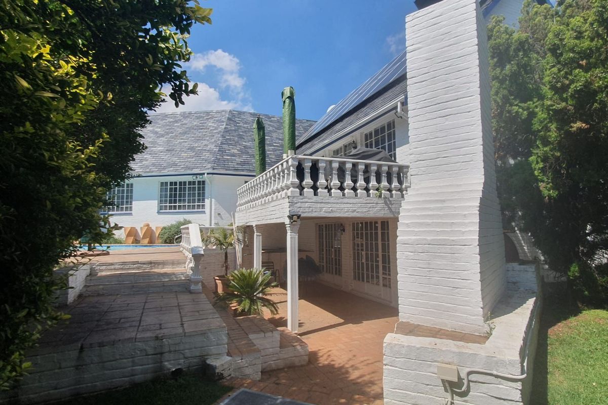 House For Sale in Alberante - Photo 4