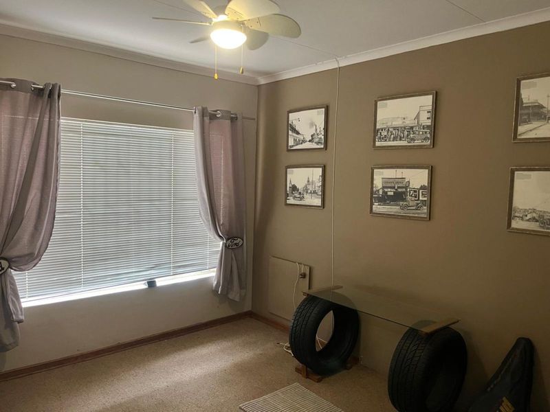 House For Sale in Christiana Central - Photo 10