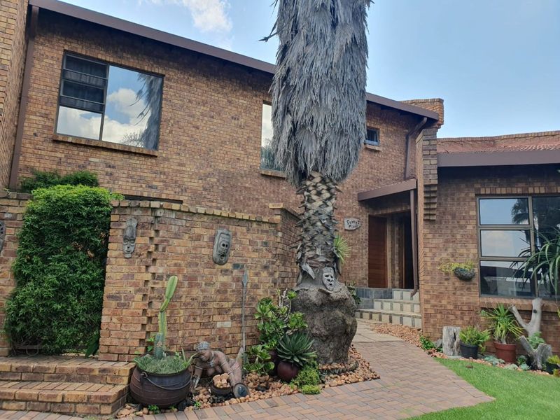 House For Sale in Marais Steyn Park - Photo 5