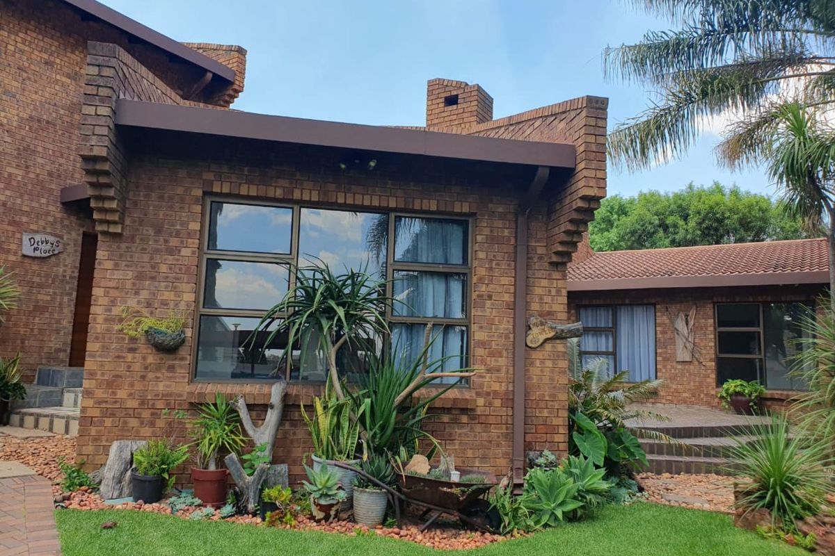 House For Sale in Marais Steyn Park - Photo 3