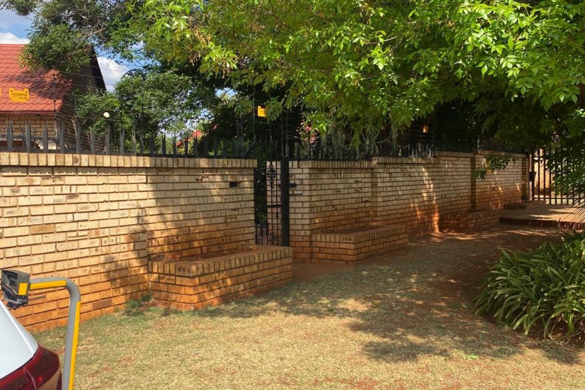 House For Sale in Carletonville Central - Photo 5