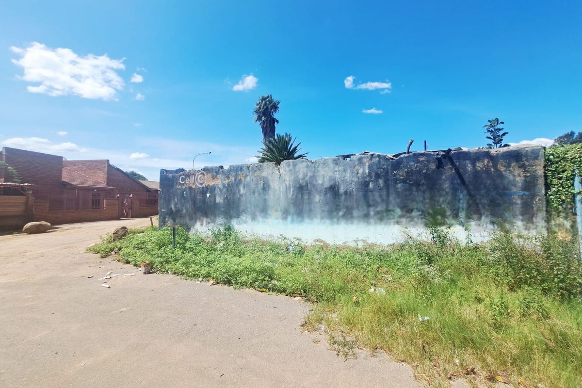 House For Sale in Mamelodi West - Photo 3