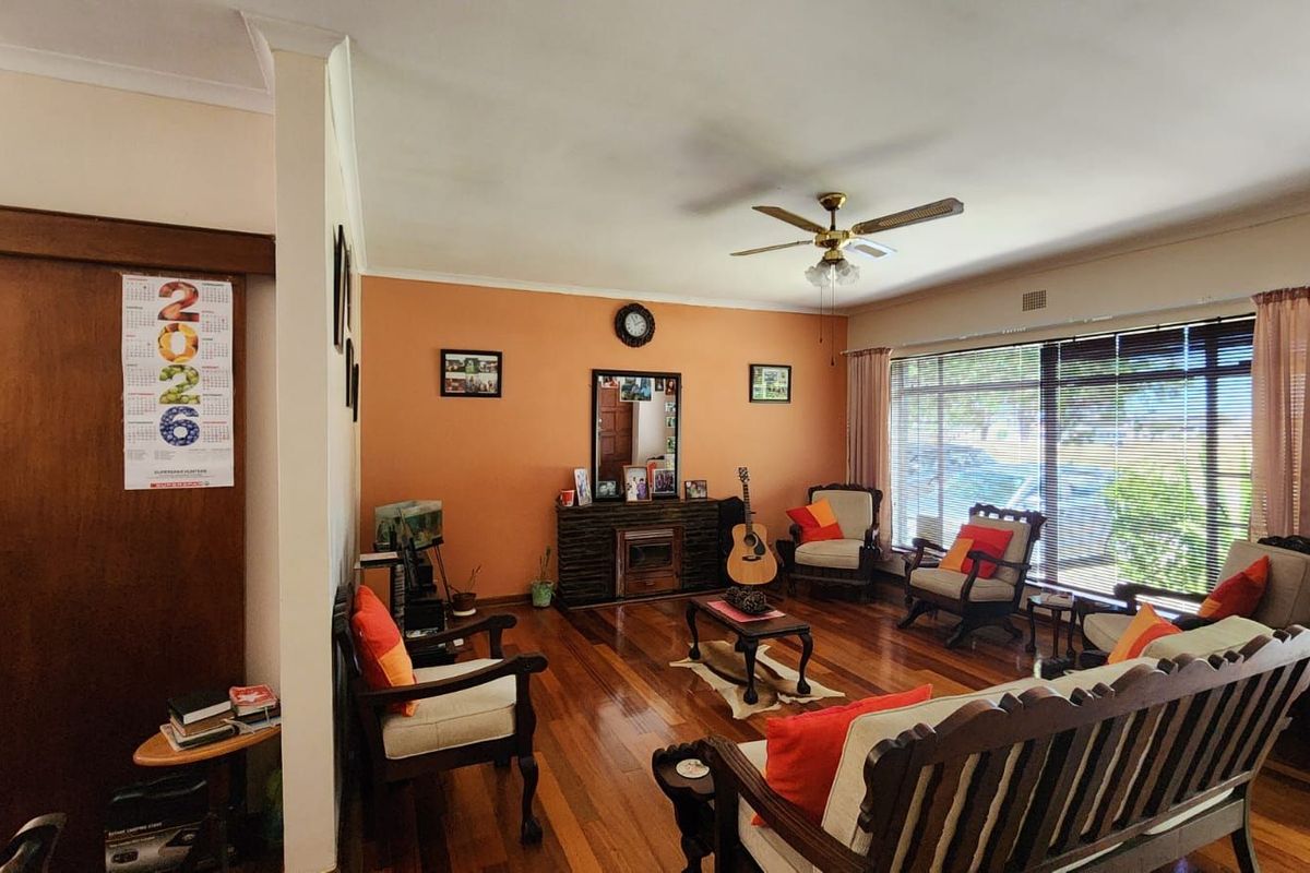 House For Sale in Hunters Retreat - Photo 5