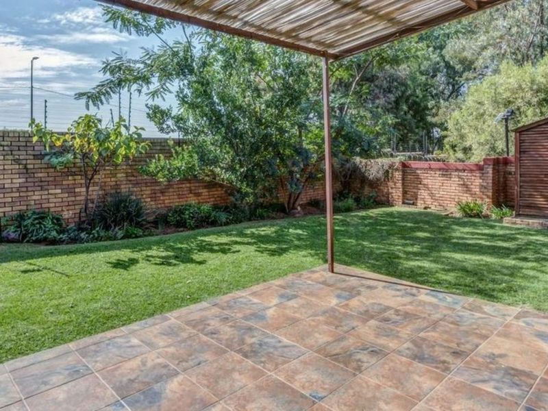 Townhouse For Sale in Honeydew Ridge - Photo 4