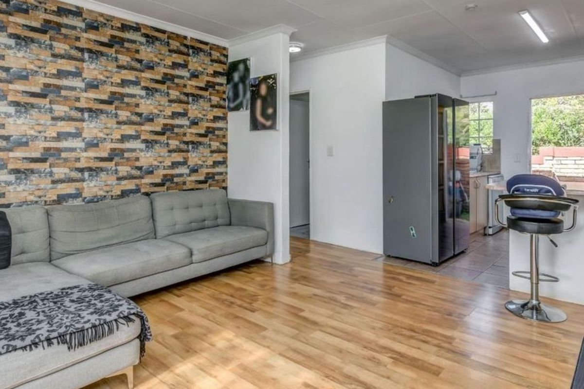 Townhouse For Sale in Honeydew Ridge - Photo 2