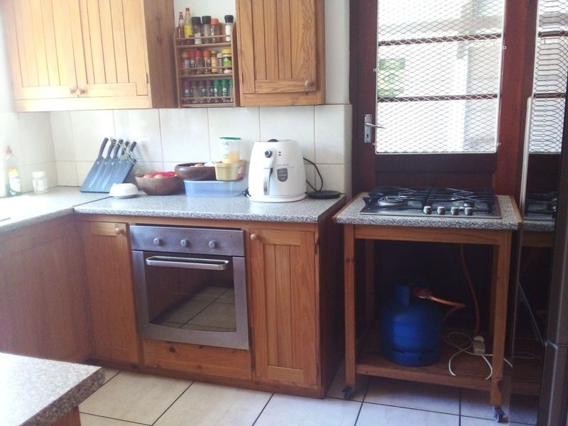 Townhouse For Sale in Diep River - Photo 9