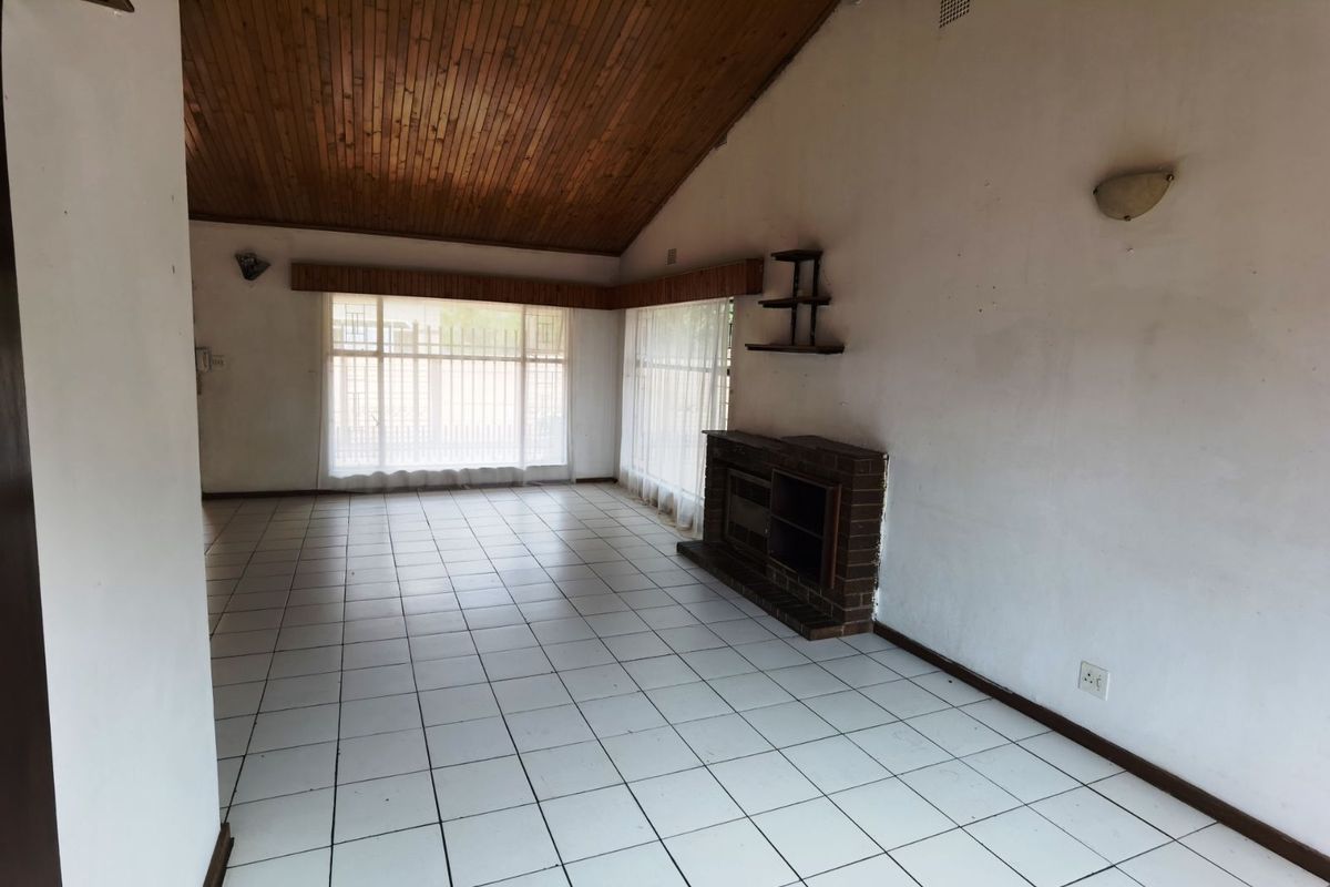 House To Rent in Gezina - Photo 2