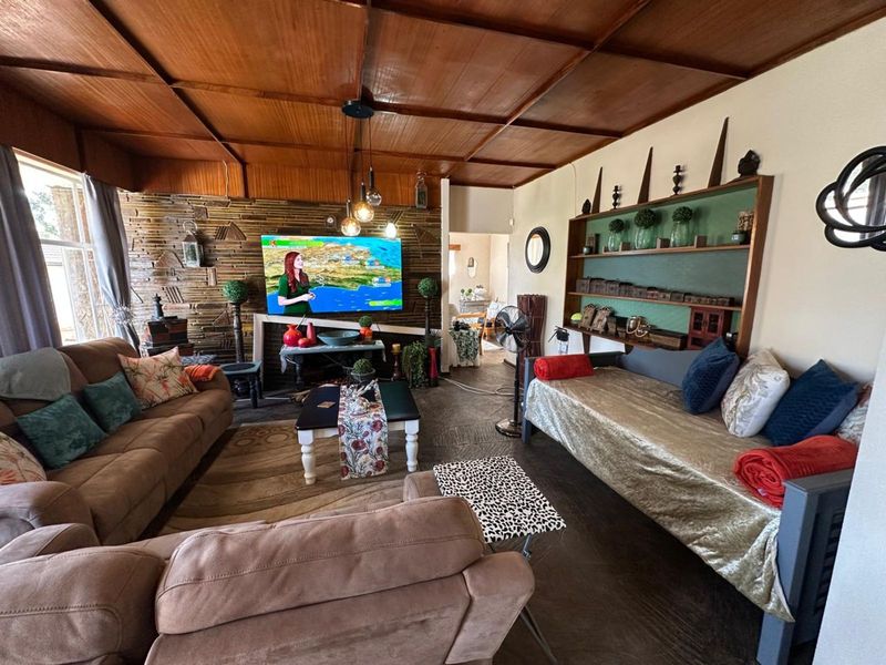 House For Sale in Wolmaransstad Central - Photo 9