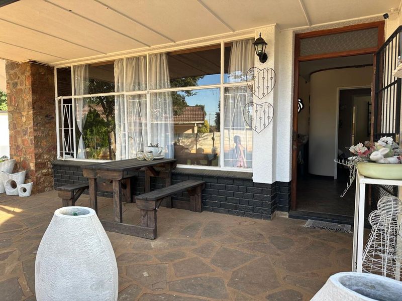 House For Sale in Wolmaransstad Central - Photo 6