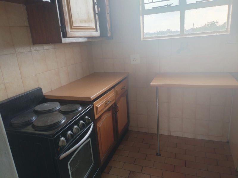 Apartment For Sale in Silverton - Photo 5