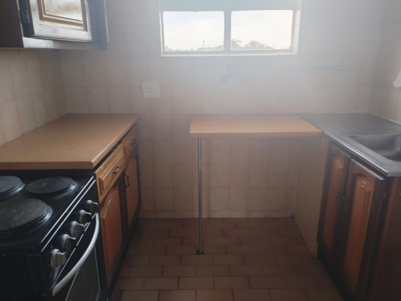 Apartment For Sale in Silverton - Photo 4