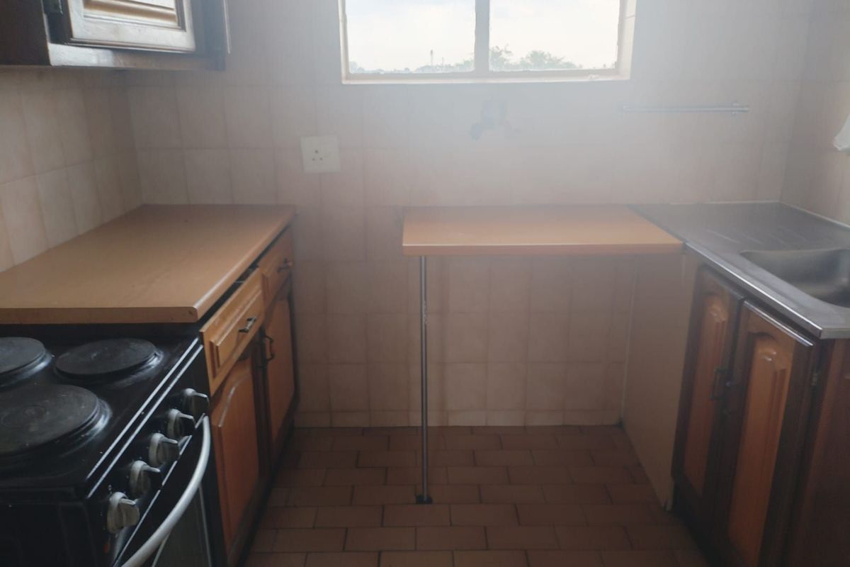 Apartment For Sale in Silverton - Photo 4