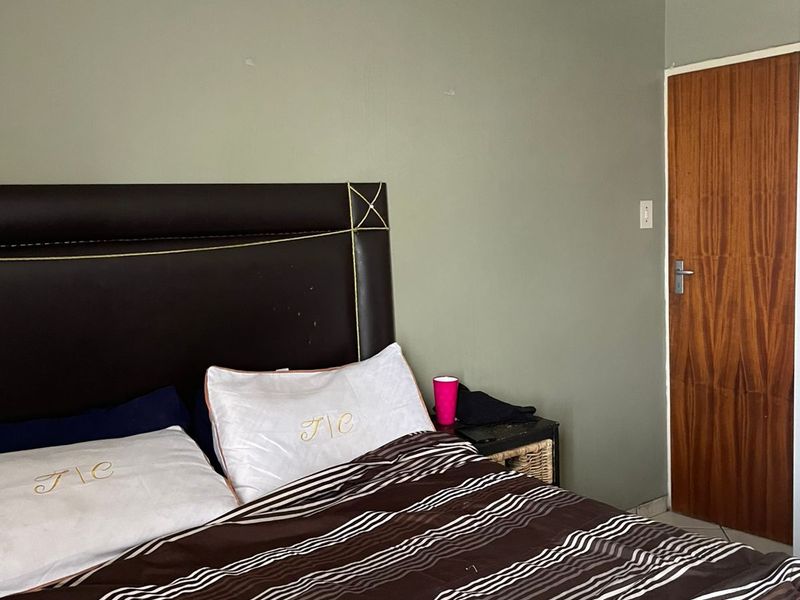 Apartment For Sale in Silverton - Photo 6