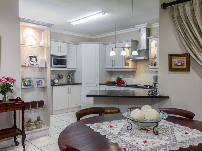 House For Sale in Kingswood Golf Estate - Photo 8